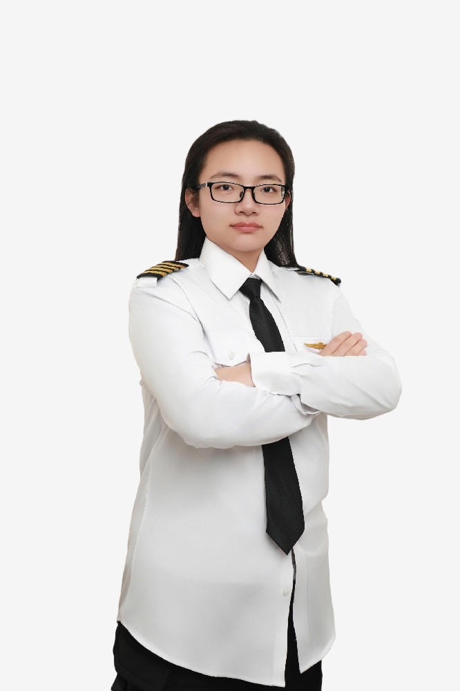 卢珞